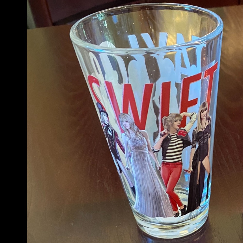 Taylor Swift Red Taylor’s Version Pint Glass